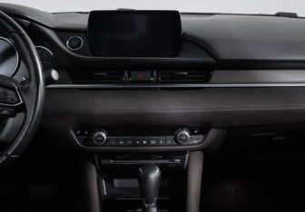 Подержанный автомобиль Mazda 6 Sedan 2022 года (13 фото)