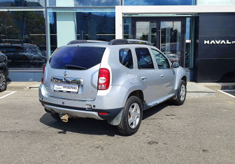 Подержанный автомобиль Renault Duster 2012 года (5 фото)