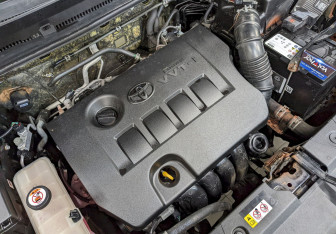 Подержанный автомобиль Toyota RAV4 2019 года (9 фото)