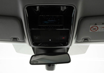 Подержанный автомобиль Land Rover Range Rover Sport 2020 года (26 фото)