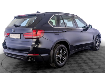 Подержанный автомобиль BMW X5 2018 года (5 фото)