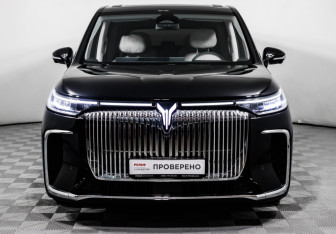 Подержанный автомобиль Voyah Dream 2025 года (2 фото)