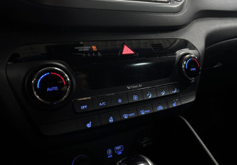 Подержанный автомобиль Hyundai Tucson 2017 года (17 фото)
