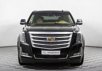 Подержанный автомобиль Cadillac Escalade Suv 2016 года (2 фото)