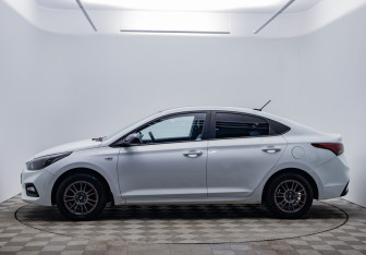 Подержанный автомобиль Hyundai Solaris Sedan 2019 года (8 фото)