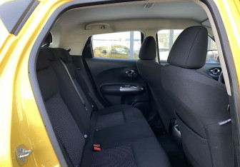 Подержанный автомобиль Nissan Juke 2017 года (22 фото)