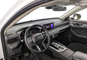 Подержанный автомобиль Haval Jolion 2022 года (15 фото)