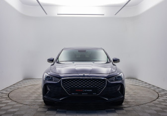 Подержанный автомобиль Genesis G70 2020 года (2 фото)