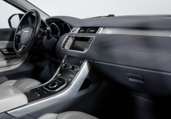 Подержанный автомобиль Land Rover Range Rover Evoque 2017 года (9 фото)