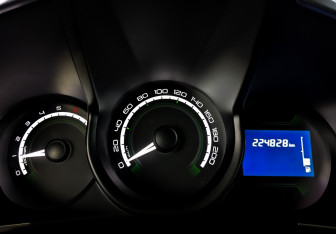 Подержанный автомобиль LADA (ВАЗ) XRAY 2016 года (13 фото)