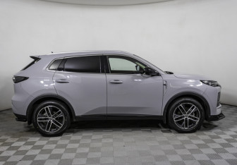 Подержанный автомобиль Changan UNI-S 2024 года (4 фото)