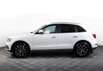 Подержанный автомобиль Audi Q5 2015 года (8 фото)