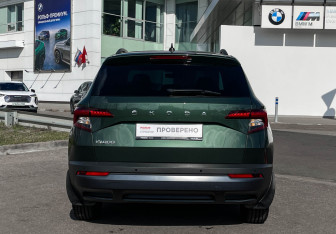 Подержанный автомобиль Skoda Karoq 2020 года (6 фото)