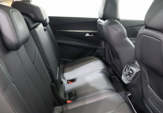 Подержанный автомобиль Peugeot 5008 Suv 2022 года (23 фото)