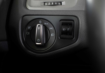 Подержанный автомобиль Volkswagen Golf Hatchback 2014 года (20 фото)