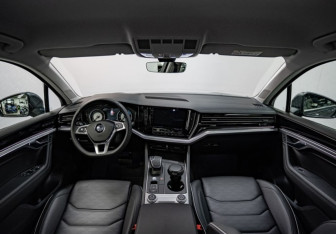 Новый Volkswagen Touareg 2024 (9 фото)