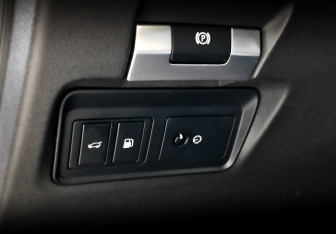 Подержанный автомобиль Land Rover Range Rover Evoque 2021 года (27 фото)