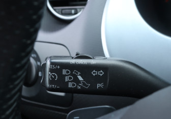 Подержанный автомобиль SEAT Altea 2012 года (17 фото)
