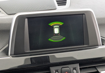 Подержанный автомобиль BMW X1 2017 года (27 фото)