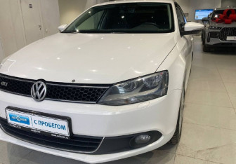 Подержанный автомобиль Volkswagen Jetta Sedan 2014 года (9 фото)