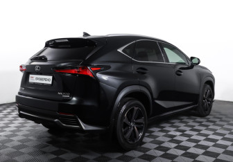 Подержанный автомобиль Lexus NX 2020 года (5 фото)