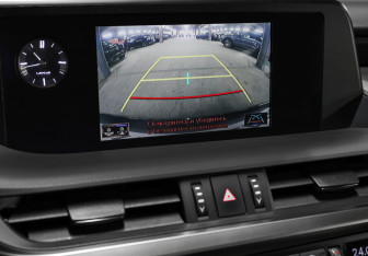 Подержанный автомобиль Lexus ES 2019 года (20 фото)