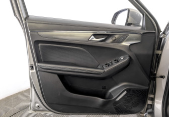 Подержанный автомобиль Haval Jolion 2022 года (19 фото)