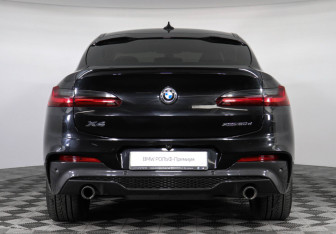 Подержанный автомобиль BMW X4 2019 года (4 фото)