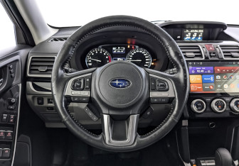 Подержанный автомобиль Subaru Forester Suv 2017 года (22 фото)
