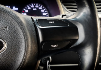 Подержанный автомобиль Kia Rio Hatchback 2021 года (25 фото)