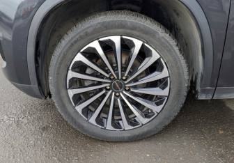 Подержанный автомобиль Exeed TXL 2021 года (18 фото)