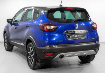 Подержанный автомобиль Renault Kaptur 2020 года (7 фото)