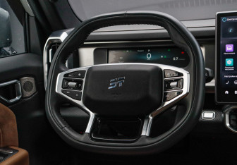 Подержанный автомобиль Jetour T2 2024 года (16 фото)