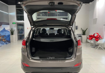 Подержанный автомобиль Hyundai ix35 2013 года (6 фото)