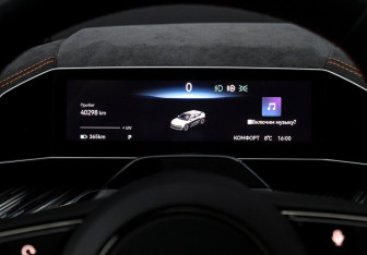 Подержанный автомобиль Zeekr 001 2023 года (31 фото)