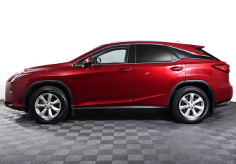 Подержанный автомобиль Lexus RX 2017 года (8 фото)