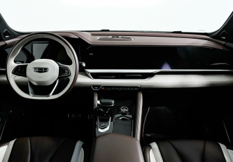 Подержанный автомобиль Geely Monjaro 2023 года (8 фото)