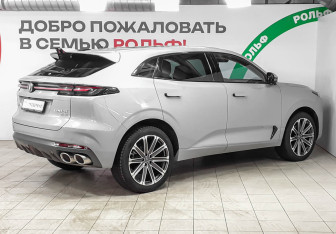Подержанный автомобиль Changan UNI-K 2024 года (4 фото)