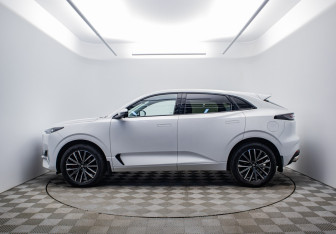 Подержанный автомобиль Changan UNI-K 2023 года (2 фото)