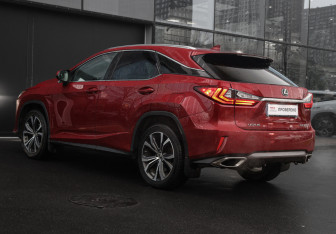 Подержанный автомобиль Lexus RX 2018 года (7 фото)