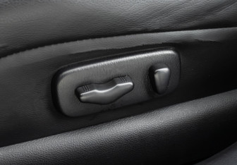 Подержанный автомобиль Nissan Teana 2006 года (34 фото)