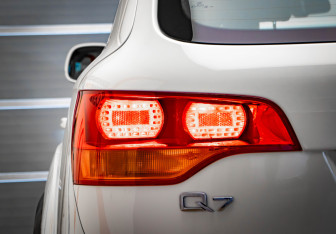 Подержанный автомобиль Audi Q7 2008 года (44 фото)