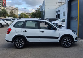 Подержанный автомобиль LADA (ВАЗ) Granta Wagon 2024 года (4 фото)
