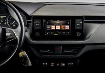 Подержанный автомобиль Skoda Rapid Liftback 2022 года (15 фото)