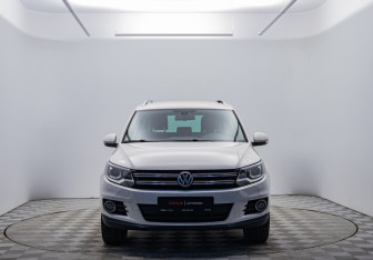 Подержанный автомобиль Volkswagen Tiguan 2013 года (2 фото)