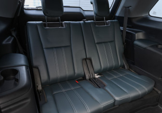 Подержанный автомобиль Changan CS95 2023 года (13 фото)