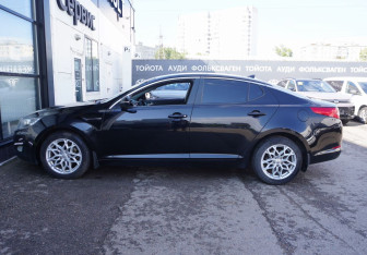 Подержанный автомобиль Kia Optima Sedan 2011 года (8 фото)