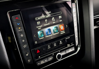 Подержанный автомобиль Infiniti QX80 2021 года (29 фото)