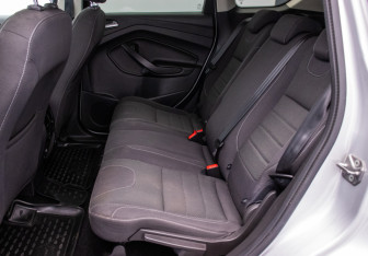 Подержанный автомобиль Ford Kuga 2015 года (11 фото)