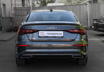 Подержанный автомобиль Audi A3 Sedan 2022 года (5 фото)